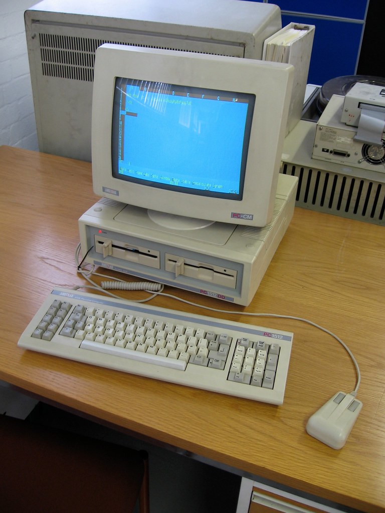 An Amstrad PC 1512
